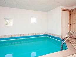 10 Person Holiday Home in Blavand