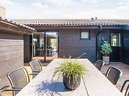 10 Person Holiday Home in Blavand