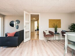 10 Person Holiday Home in Blavand