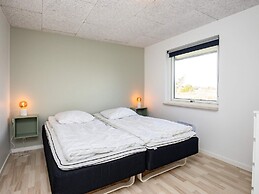 10 Person Holiday Home in Blavand