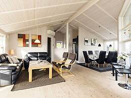 10 Person Holiday Home in Rudkobing-by Traum