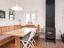 Serene Holiday Home in Fanø near Restaurants