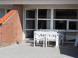 6 Person Holiday Home in Blavand-by Traum