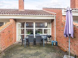 6 Person Holiday Home in Blavand-by Traum