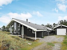 8 Person Holiday Home in Bindslev