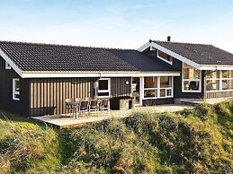 8 Person Holiday Home in Bindslev