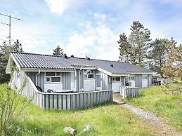 10 Person Holiday Home in Albaek