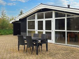 8 Person Holiday Home in Lokken-by Traum