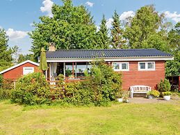 4 Person Holiday Home in Grenaa-by Traum