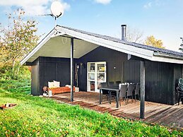 6 Person Holiday Home in Knebel-by Traum