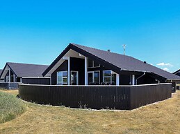 6 Person Holiday Home in Ringkobing-by Traum