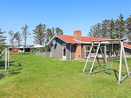 10 Person Holiday Home in Lokken-by Traum