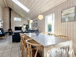 10 Person Holiday Home in Storvorde-by Traum