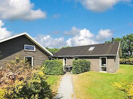 10 Person Holiday Home in Storvorde-by Traum
