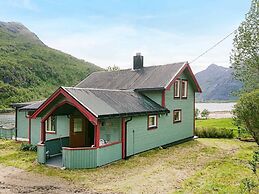 8 Person Holiday Home in Tengelfjord