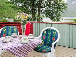 8 Person Holiday Home in Tengelfjord