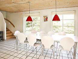 10 Person Holiday Home in Fur-by Traum