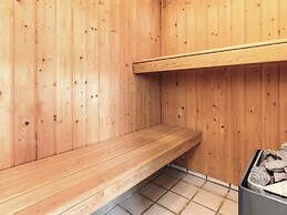 10 Person Holiday Home in Fur-by Traum