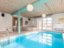 10 Person Holiday Home in Fur-by Traum