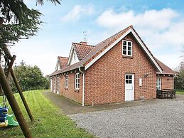 10 Person Holiday Home in Fur-by Traum