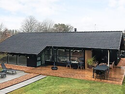 8 Person Holiday Home in Bindslev-by Traum