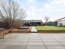 8 Person Holiday Home in Bindslev-by Traum