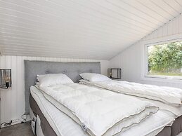 8 Person Holiday Home in Bindslev-by Traum