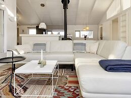 8 Person Holiday Home in Bindslev-by Traum