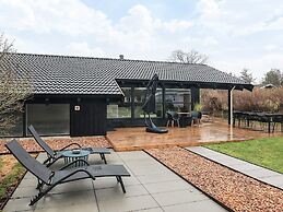 8 Person Holiday Home in Bindslev-by Traum