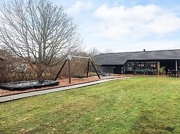 8 Person Holiday Home in Bindslev-by Traum
