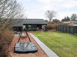 8 Person Holiday Home in Bindslev-by Traum