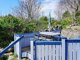 4 Person Holiday Home in Hamburgsund-by Traum