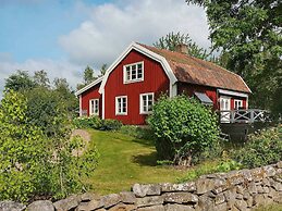 6 Person Holiday Home in Blomstermala