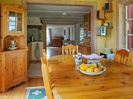 6 Person Holiday Home in Blomstermala