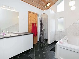 10 Person Holiday Home in Fjerritslev-by Traum