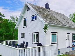 6 Person Holiday Home in Gursken