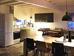 6 Person Holiday Home in Nord-lenangen