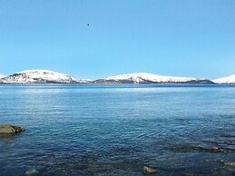 6 Person Holiday Home in Nord-lenangen