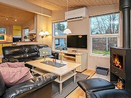 Modern Holiday Home With Whirlpool in Væggerløse
