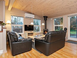 Modern Holiday Home With Whirlpool in Væggerløse