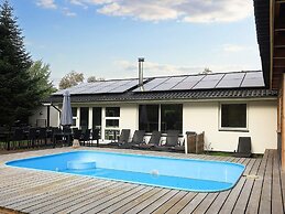 10 Person Holiday Home in Vaeggerlose