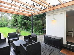 10 Person Holiday Home in Vaeggerlose