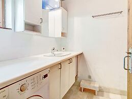 6 Person Holiday Home in Aakirkeby-by Traum
