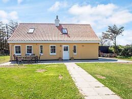 8 Person Holiday Home in Lokken-by Traum