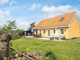8 Person Holiday Home in Lokken-by Traum