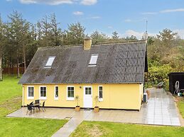 8 Person Holiday Home in Lokken-by Traum