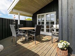 6 Person Holiday Home in Blokhus-by Traum