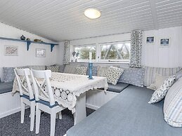 Exquisite Holiday Home in Løgstør near Sea