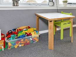 Exquisite Holiday Home in Løgstør near Sea