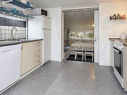 Exquisite Holiday Home in Løgstør near Sea